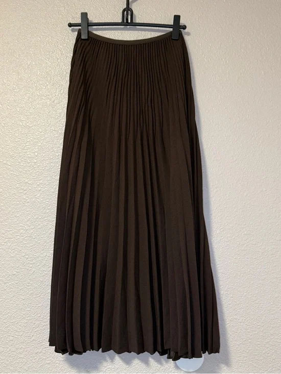 NWOT Jenni Kayne Pleated Midi Skirt Chocolate Brown Minimalist Elastic Waist M - Picture 4 of 5